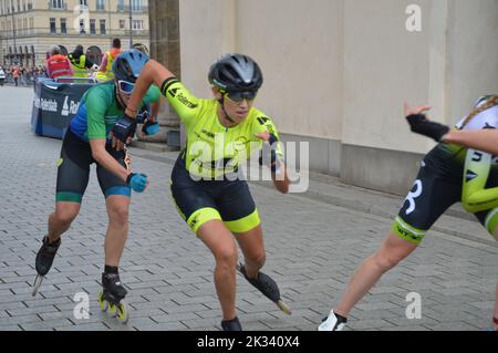 Berlin, Marathon - 24. September 2022 - Berlin-Marathon inlineskating am Brandenburger Tor. (Foto von Markku Rainer Peltonen) Stockfoto