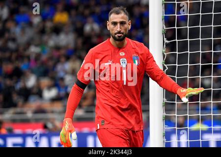 Gianluigi Donnarumma aus Italien reagiert während der UEFA Nations League Auf Ein Fußballspiel der Gruppe 3 zwischen Italien und England im Stadion San Siro stad Stockfoto