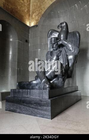 Das Mausoleum von Njegoš ist ein Mausoleum zwischen Petar II. Petrović Njegoš, das sich auf dem Gipfel des Berges Lovćen, 21 Kilometer von Cetinje entfernt, befindet. Es wurde gebaut Stockfoto