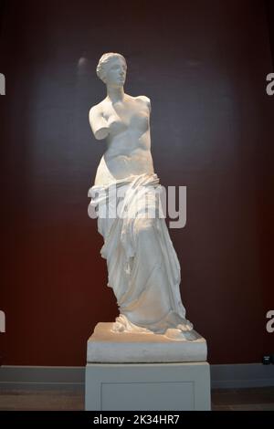 Stockholm, Schweden, September 2022: Verschiedene Statuen im Schwedischen Nationalmuseum der Schönen Künste (Nationalmuseum) Stockfoto