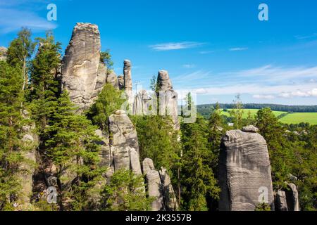 Felsstadt in den Felsen von Adrspach, Teil des Landschaftsparks Adrspach-Teplice in der Tschechischen Republik Stockfoto