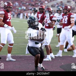 24. September 2022 - Hawaii Rainbow Warriors running back Dedrick Parson (31) zieht mit einem 1-Yard-Touchdown-Lauf im Aggie Memorial Stadium in Las Cruces, NM, erstes Blut bei einem Spiel zwischen den New Mexico State Aggies und den Hawaii Rainbow Warriors - Michael Sullivan/CSM Stockfoto