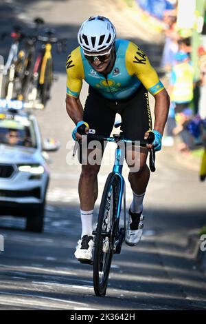 Kasachisch Alexey Lutsenko aus Astana Qazaqstan, aufgenommen in Aktion beim Elite-Straßenrennen der Männer bei den UCI Road World Championships Cycling 2022, in Wollongong, Australien, Sonntag, 25. September 2022. Die Worlds finden vom 18. Bis 25. September statt. BELGA FOTO DIRK WAEM Stockfoto