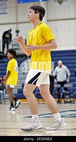 Bishop Noll gegen Lake Station 2021 High School Basketball. Wettbewerbe von Schulmannschaften Stockfoto