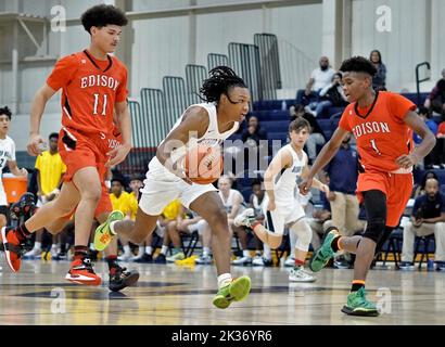 Das Highschool-Indoor-Basketballspiel Bishop Noll vs Lake Station in East Chicago Stockfoto