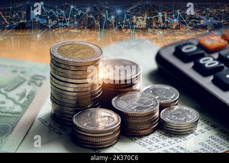 Thai Baht Münzen Konzept oder Geld sparen. Finanzen und Business. Stockfoto