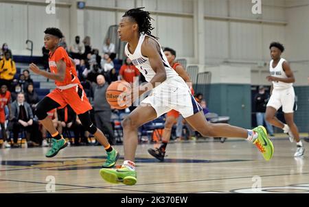 Das Highschool-Indoor-Basketballspiel Bishop Noll vs Lake Station in East Chicago Stockfoto