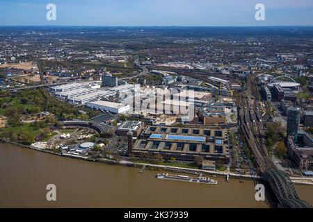 Luftaufnahme, Kölner Messegelände mit Baustelle und neuer Halle Confex,RTL Studio, RTL Zentrale, RTL Administration, , Tanzbrunnen, Stockfoto