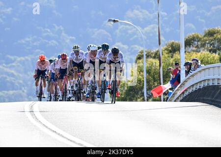 25.. September 2022; Wollongong, Illawarra, South Wales, Australien: UCI World Road Cycling Championships, das spanische Team führte den Hauptverband beim Elite Mens Road Race an Stockfoto