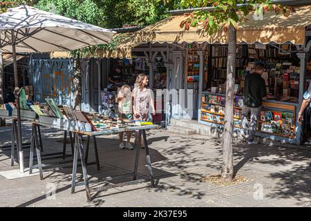 Berühmte Buchhändler in Madrid, Calle Claudio Moyano, Madrid, Spanien. Stockfoto