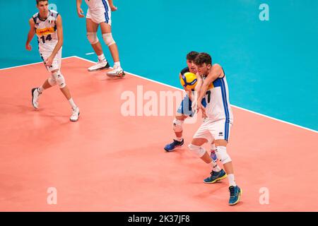 24. September 2022, Montesilvano, Pescara, Italien: Luca Porro (ITA) im Halbfinale der CEV U20 Volleyball Europameisterschaft 2022 in Montesilvano (Bildnachweis: © Elena Vizzoca/Pacific Press via ZUMA Press Wire) Stockfoto