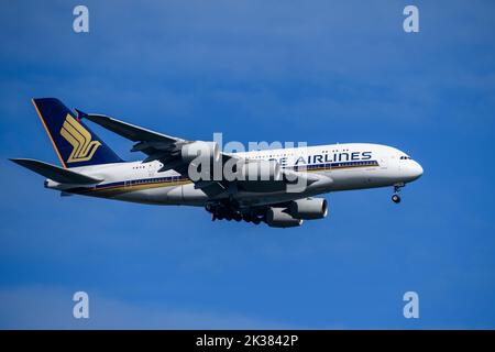 Singapore Airlines Airbus A380 bei Ankunft am Flughafen Sydney Stockfoto