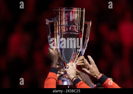 London, Großbritannien. 25.. September 2022; O2, London England: Laver Cup internationales Tennisturnier: Team World Feiern Sie mit dem Laver Cup Credit: Action Plus Sports Images/Alamy Live News Stockfoto