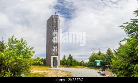 Aussichtsturm Velka Destna auf dem Gipfel des Orlicke-Gebirges, Tschechische republik Stockfoto