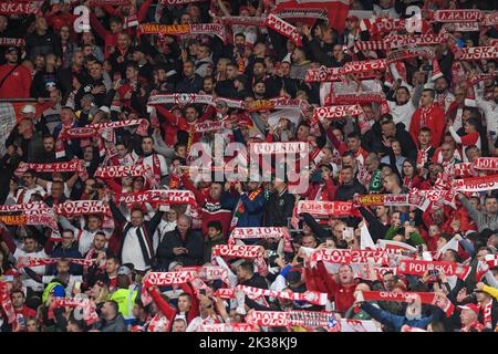 Cardiff, Großbritannien. 25. September 2022. Polnische Fans beim Spiel der UEFA Nations League Group A4 zwischen Wales und Polen im Cardiff City Stadium, Cardiff, Vereinigtes Königreich, 25.. September 2022 (Foto von Mike Jones/News Images) in Cardiff, Vereinigtes Königreich am 9/25/2022. (Foto von Mike Jones/News Images/Sipa USA) Quelle: SIPA USA/Alamy Live News Stockfoto