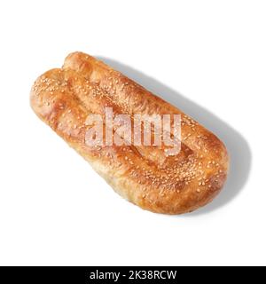 Katalog Bäckerei borek, burek vertuta Spiralförmige griechische Käsepie Füllung Fleisch oder Quark auf weißem Hintergrund isolieren. Mit Beschneidungspfad für Stockfoto