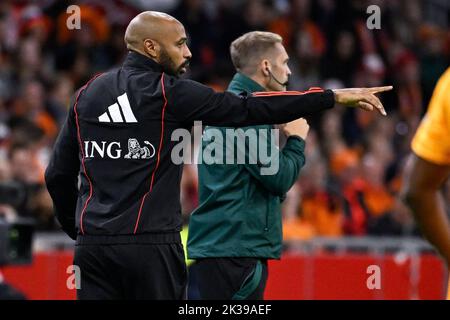 Belgiens Trainer Thierry Henry, fotografiert während eines Fußballspiels zwischen der niederländischen und der belgischen Nationalmannschaft der Roten Teufel, am Sonntag, 25. September 2022 in Amsterdam, Niederlande, das sechste und letzte Spiel in der Nations League A Gruppenphase. BELGA FOTO LAURIE DIEFFEMBACQ Stockfoto