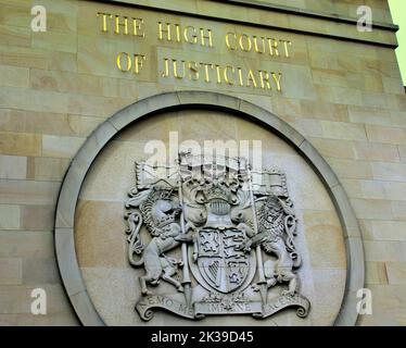 Der hohe Gerichtshof der Justiz, Frontschild, Glasgow, Schottland, Großbritannien Stockfoto