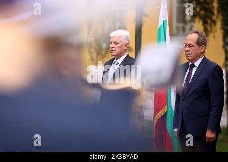 Der bulgarische Verteidigungsminister Dimitr Stoyan kam am 26. September 2022 zu einem offiziellen Besuch in Bosnien und Herzegowina nach Sarajevo, Bosnien und Herzegowina. Foto: Armin Durgut/PIXSELL Stockfoto