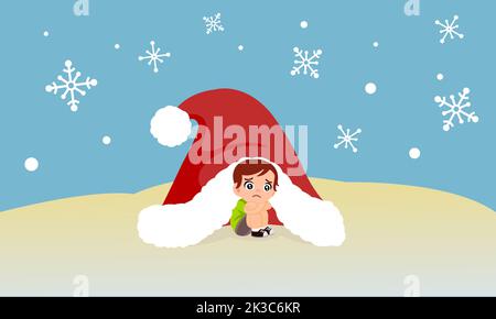 Kleiner Junge, der allein in einem großen Weihnachtsmann-Hut sitzt, der die Kälte vor Schnee schützt. Einsamkeit am Weihnachtsneujahr. Warten auf Geschenke vom Weihnachtsmann. Stockfoto