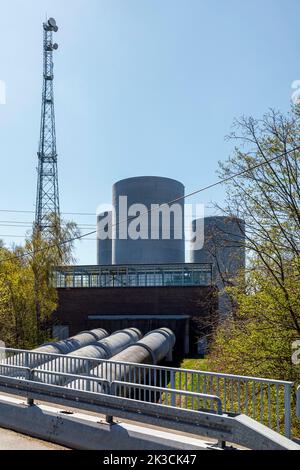 Niederwartha pumpte das Lager, die Abflussrohre an den Tanks am oberen Behälter Stockfoto