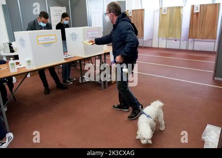 Italien, Region Toskana, Arezzo, 25. September 2022 : politische Wahlen 2022. Wahlstation während der Abstimmung. Foto © Daiano Cristini/Sintesi/Alamy Live News Stockfoto