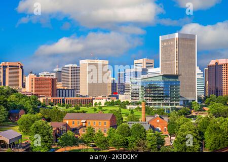 Richmond, Virginia Park und Skyline am Nachmittag. Stockfoto