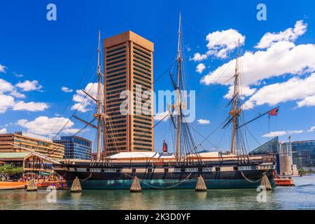 Baltimore, Maryland, USA Skyline am Binnenhafen am Tag. Stockfoto