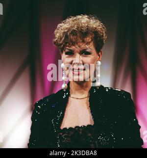 Ingrid van Bergen, deutsche Schauspielerin, Synchronsprecherin, Portrait, Deutschland, 1988. Ingrid van Bergen, deutsche Schauspielerin, Sprecherin, Porträt, Deutschland, 1988. Stockfoto