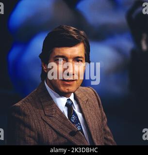 Christian Wolff, deutscher Schauspieler, Synchronsprecher und Hörspielsprecher, Portrait, Deutschland, 1989. Christian Wolff, deutscher Schauspieler, Sprecher und Hörspielsprecher, Portrait, Deutschland, 1989. Stockfoto