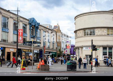 Kreuzung mit dem Zentrum von Camden Town, London, Großbritannien Stockfoto