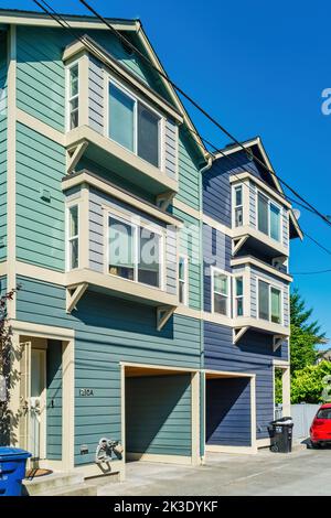 Neue Doppelhaushälften im North Beacon Hill Bezirk von Seattle, Washington, USA. Stockfoto