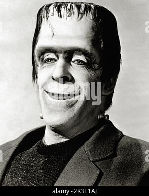 Fred Gwynne, „The Munsters“ um 1964 CBS. (THA Aktenzeichen # 34408-052THA) Stockfoto