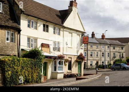 Rund um Chippenham, eine beliebte Stadt in wiltshire UK. The Three Crowns Pub Stockfoto