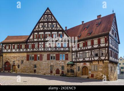 Blick auf die alte Kessler Weinfabrik in der historischen Altstadt Esslingen. Baden Württemberg, Deutschland, Europa Stockfoto