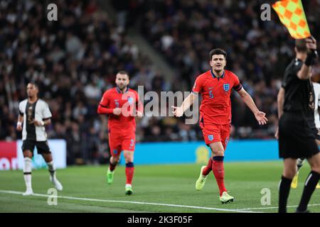 Harry Maguire aus England appelliert während des Spiels der UEFA Nations League zwischen England und Deutschland im Wembley Stadium, London, am Montag, 26.. September 2022. (Kredit: Pat Scaasi | MI Nachrichten) Kredit: MI Nachrichten & Sport /Alamy Live Nachrichten Stockfoto