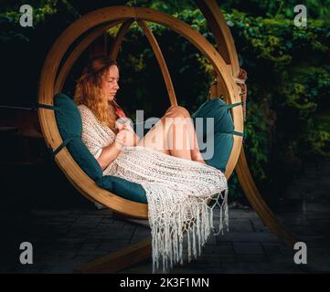 Kakaozeremonie im Garten, herzöffnende Medizin. Zeremonienraum. Stockfoto