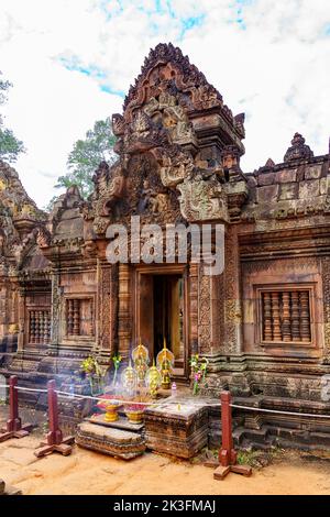 Kambodscha. Provinz Siem Reap. Der archäologische Park von Angkor. Banteay Srei. Hindu-Tempel aus dem 10.. Jahrhundert, der Shiva gewidmet ist Stockfoto