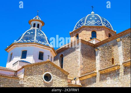 Alicante, Spanien, 2022: Kirche unserer Lieben Frau vom Trost von Altea Stockfoto