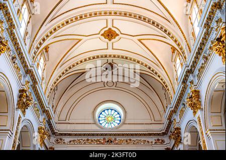 Alicante, Spanien, 2022: Kirche unserer Lieben Frau vom Trost von Altea Stockfoto