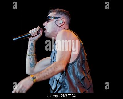 Verona, Italien. 25. September 2022. Marracash während der Marracash 'IN PERSONA TOUR', italienische Sängerin Musikkonzert in Verona, Italien, September 25 2022 Quelle: Independent Photo Agency/Alamy Live News Stockfoto