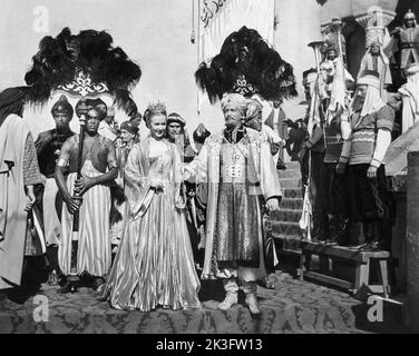 Piper Laurie, Edgar Barrier, Dreharbeiten zum Film, „The Golden Blade“, Universal Picturs, 1953 Stockfoto