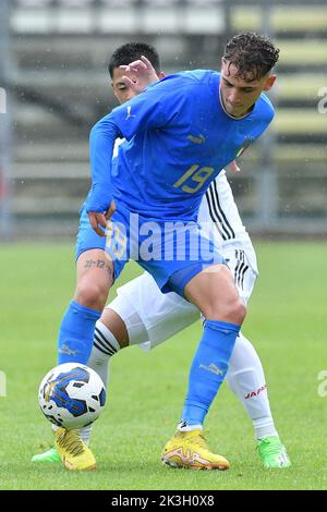 Castel Di Sangro, Abruzzen. 26. September 2022. Sebastiano Esposito aus Italien beim Freundschaftsspiel U21 Italien-Japan Teofilo Patini Stadion in Castel di Sangro, Italien, 26.. September 2022 (Kreditfoto AllShotLive/Sipa USA) Credit: SIPA USA/Alamy Live News Stockfoto