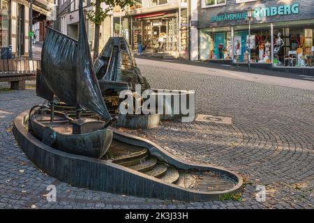 HATTINGEN, DEUTSCHLAND - 25.. September 2022: Straßen der Altstadt Hattingen, historisches Viertel mit traditioneller deutscher Architektur Stockfoto