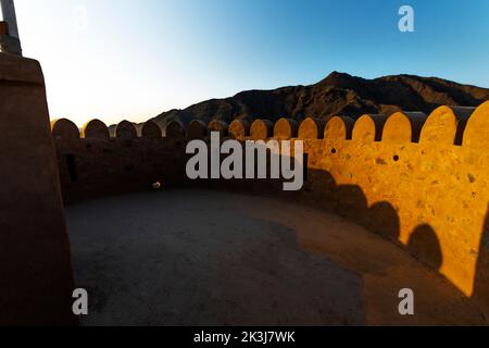 Wunderschöne Festungen von Fujairah, VAE am frühen Morgen Stockfoto