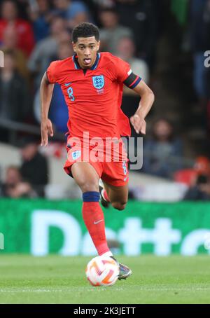LONDON ENGLAND - SEPTEMBER 26 : Jude Bellingham (Borussia Dortmund) aus England während der UEFA Nations League - Gruppe A3 Spiel zwischen England gegen Ger Stockfoto