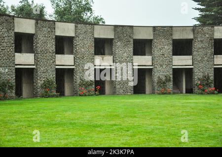 Der Mont-de-Huisnes deutscher Kriegsfriedhof Deutschland Friedhof in der Normandie, Frankreich Stockfoto