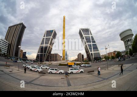 Madrid, Spanien, September 2022. Panoramasicht auf den Castillo-Platz im Stadtzentrum Stockfoto