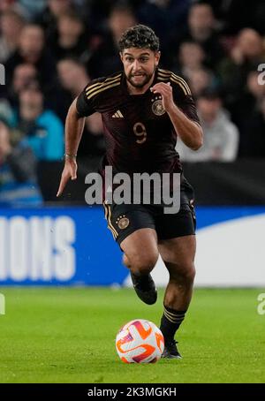 Sheffield, England, 27.. September 2022. Reda Khadra aus Deutschland beim Internationalen Freundschaftsspiel in der Bramall Lane, Sheffield. Bildnachweis sollte lauten: Andrew Yates / Sportimage Stockfoto