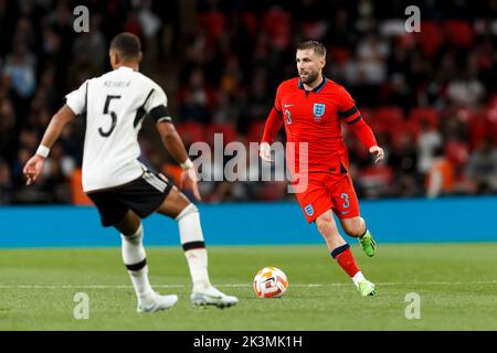 London, Großbritannien. 26. September 2022. Luke Shaw von England während des UEFA Nations League Group C-Spiels zwischen England und Deutschland im Wembley-Stadion am 26. 2022. September in London, England. (Foto von Daniel Chesterton/phcimages.com) Quelle: PHC Images/Alamy Live News Stockfoto